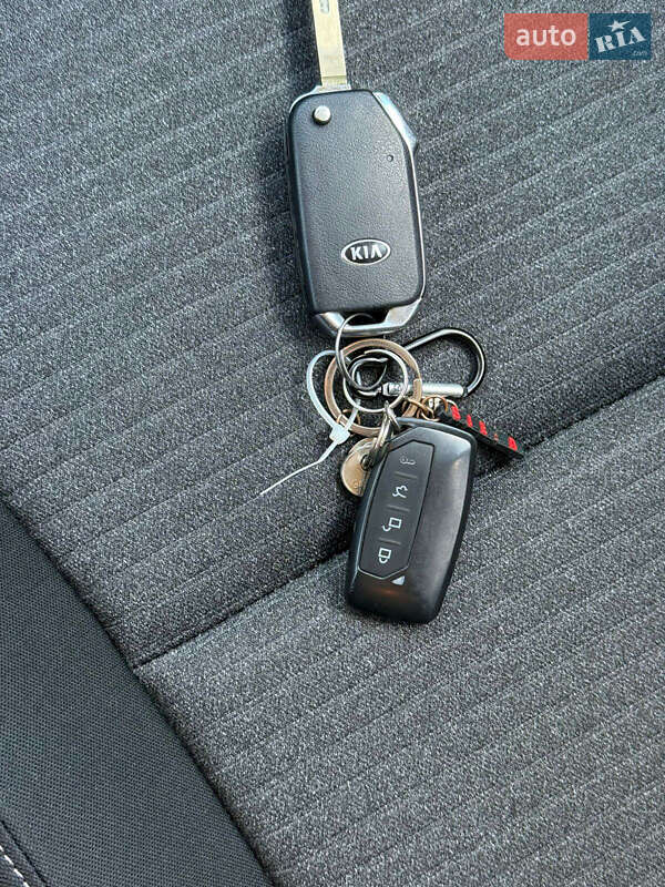 Позашляховик / Кросовер Kia Soul 2020 в Чернівцях