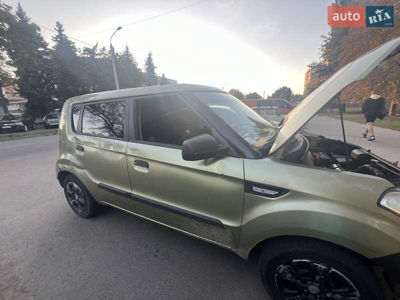 Позашляховик / Кросовер Kia Soul 2009 в Черкасах
