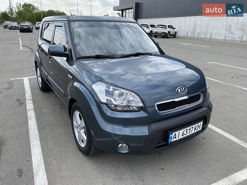 Внедорожник / Кроссовер Kia Soul 2010 в Ирпене