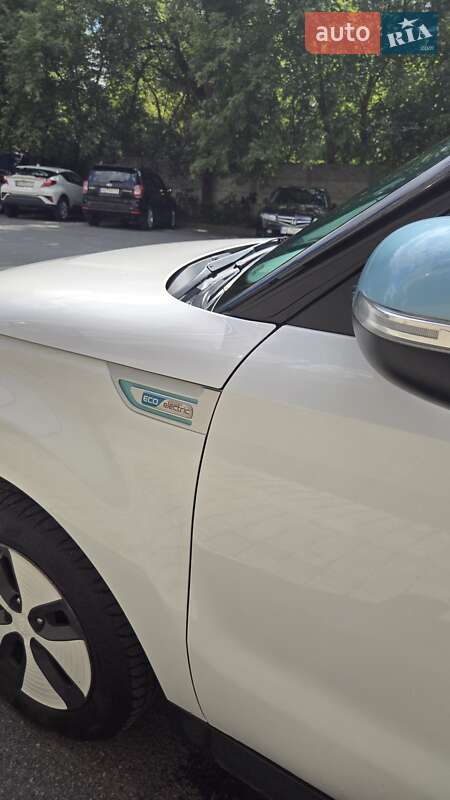 Позашляховик / Кросовер Kia Soul 2014 в Дніпрі