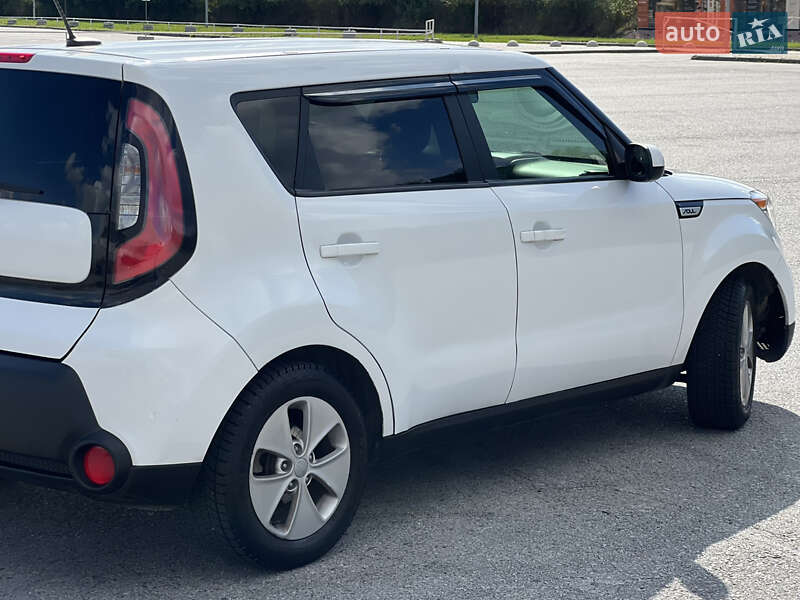 Позашляховик / Кросовер Kia Soul 2016 в Львові