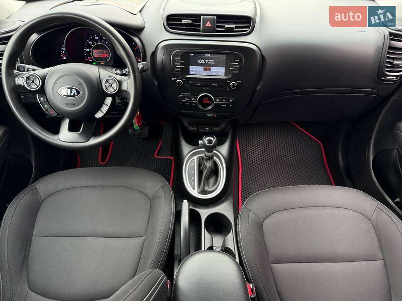 Внедорожник / Кроссовер Kia Soul 2017 в Ровно