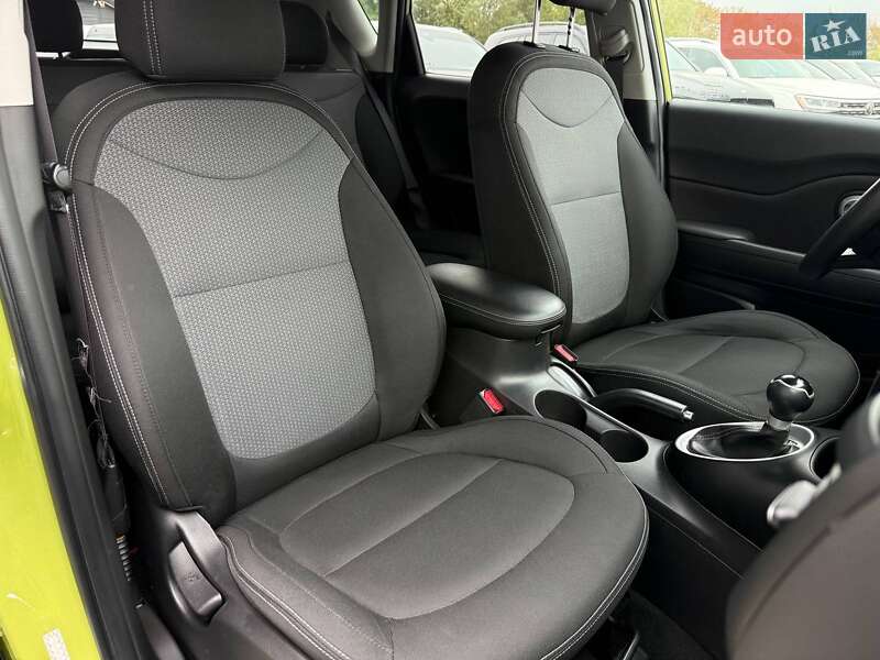 Внедорожник / Кроссовер Kia Soul 2017 в Ровно