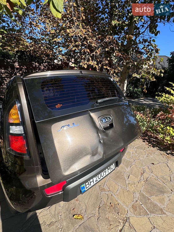 Позашляховик / Кросовер Kia Soul 2011 в Одесі