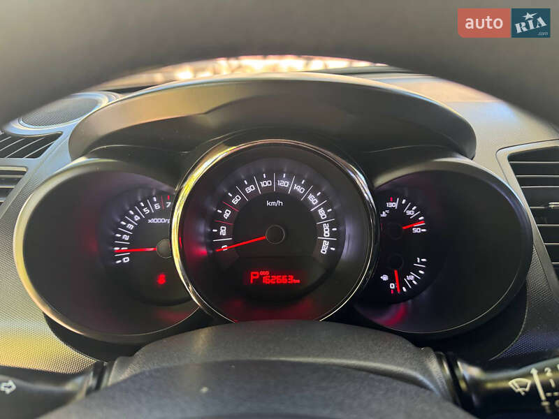 Позашляховик / Кросовер Kia Soul 2011 в Одесі