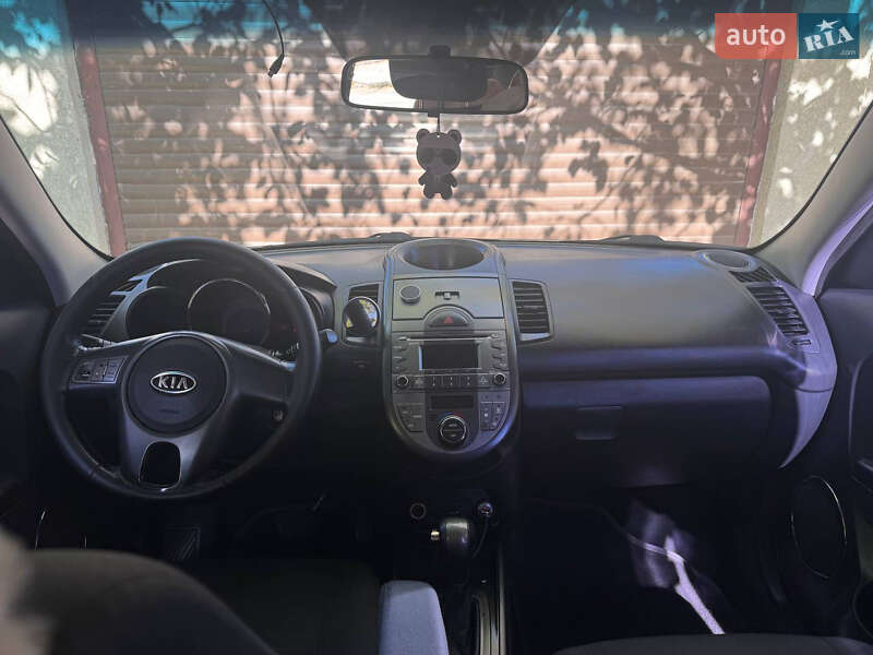 Позашляховик / Кросовер Kia Soul 2011 в Одесі