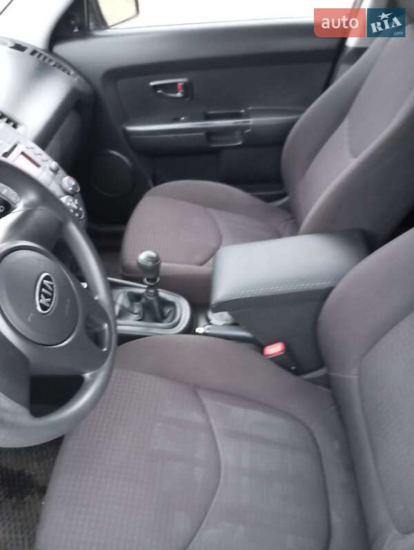 Позашляховик / Кросовер Kia Soul 2011 в Голованівську фото 5 Позашляховик / Кросовер Kia Soul 2011 в Голованівську