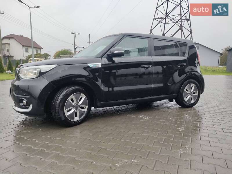 Позашляховик / Кросовер Kia Soul 2017 в Львові