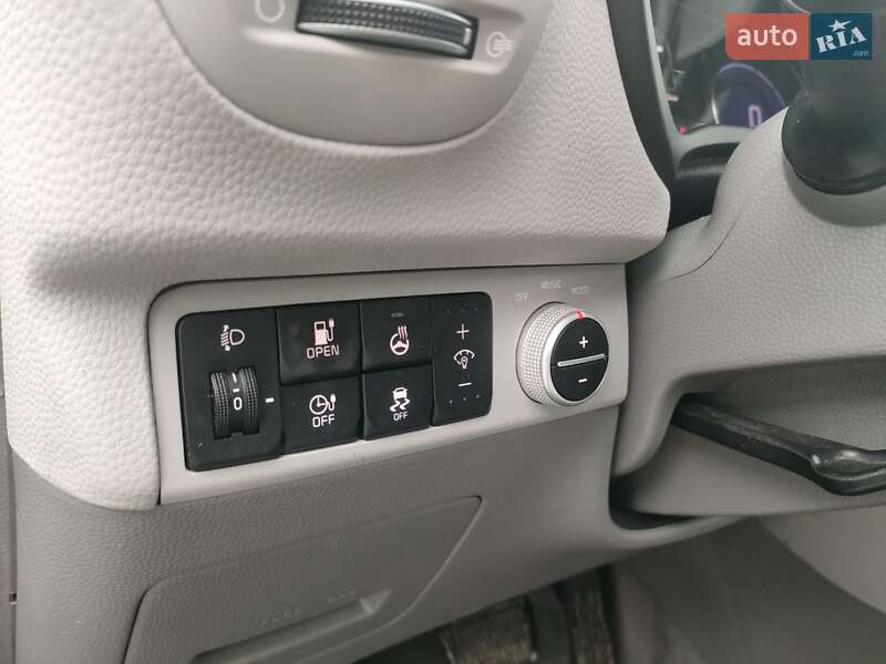 Позашляховик / Кросовер Kia Soul 2017 в Львові