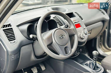 Внедорожник / Кроссовер Kia Soul 2011 в 