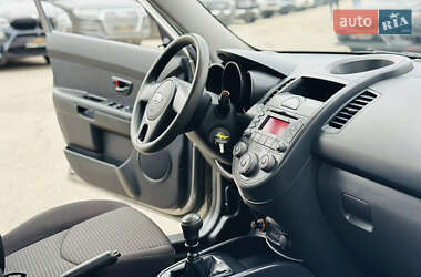 Внедорожник / Кроссовер Kia Soul 2011 в 