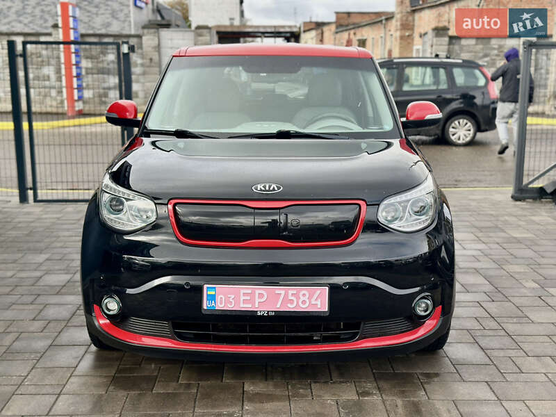 Внедорожник / Кроссовер Kia Soul 2015 в Ровно