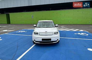 Внедорожник / Кроссовер Kia Soul 2017 в Киеве