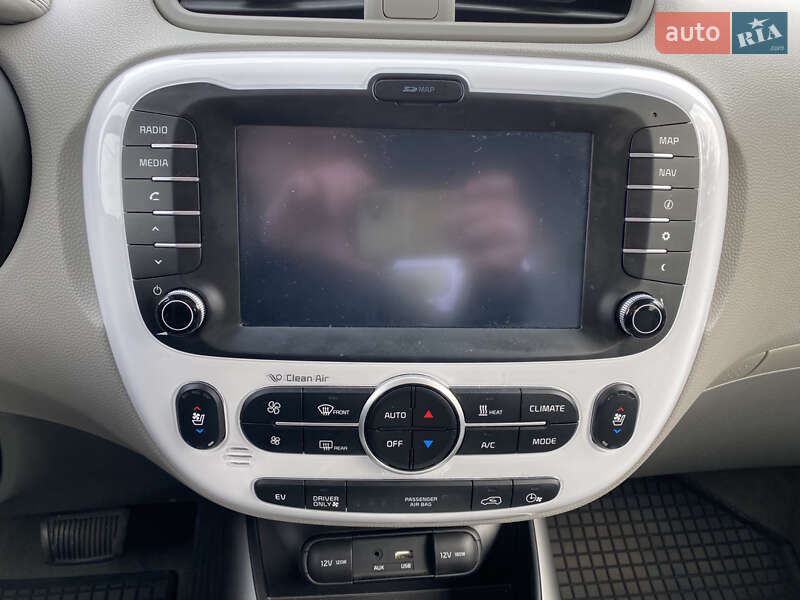 Внедорожник / Кроссовер Kia Soul 2016 в Луцке