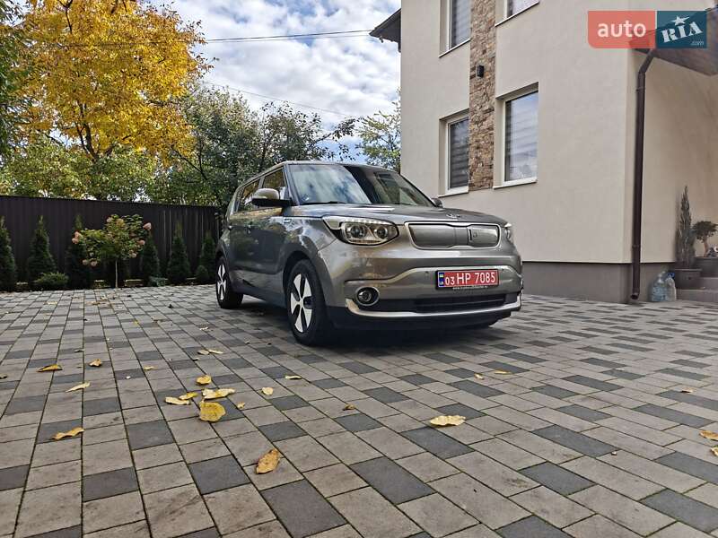Внедорожник / Кроссовер Kia Soul 2015 в Ивано-Франковске