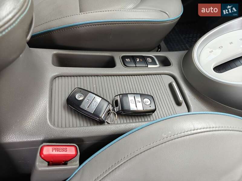 Внедорожник / Кроссовер Kia Soul 2015 в Ивано-Франковске