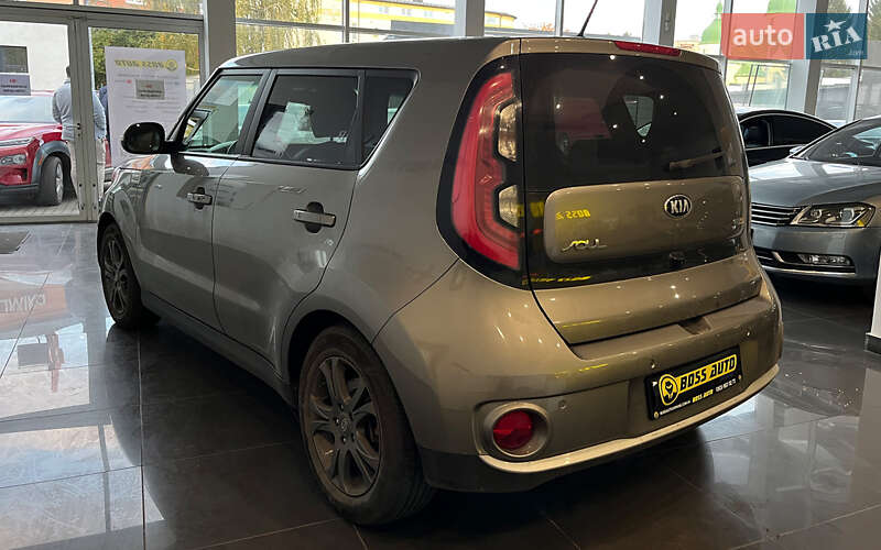 Позашляховик / Кросовер Kia Soul 2015 в Шептицькому