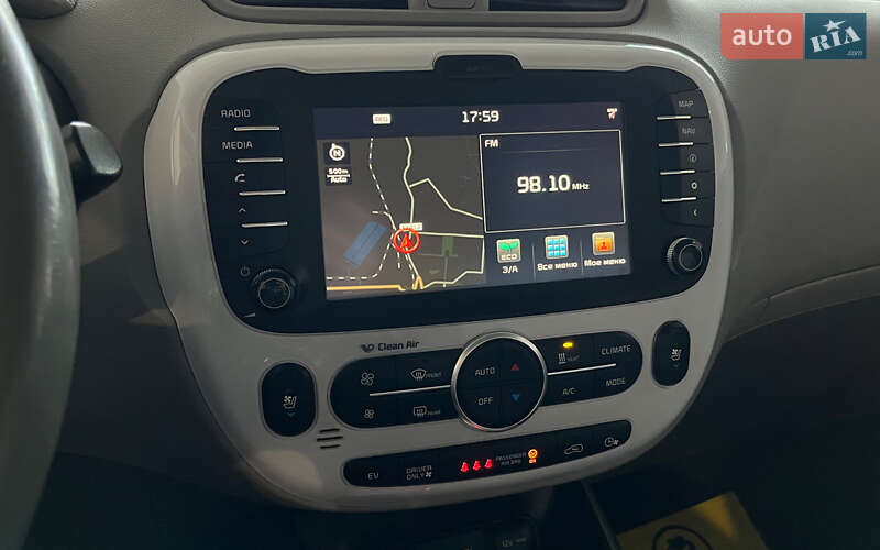 Позашляховик / Кросовер Kia Soul 2015 в Шептицькому