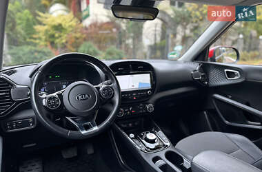 Позашляховик / Кросовер Kia Soul 2020 в  фото 27 Позашляховик / Кросовер Kia Soul 2020 в