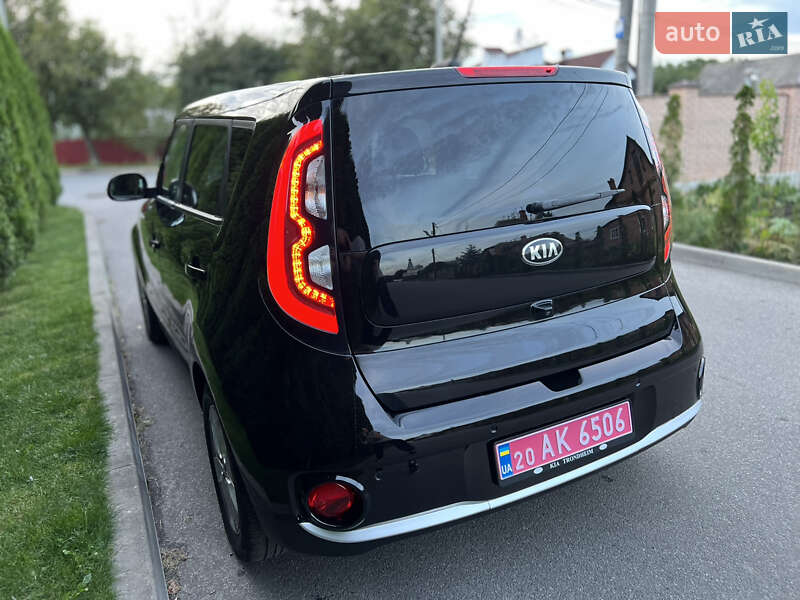 Позашляховик / Кросовер Kia Soul 2017 в Вінниці
