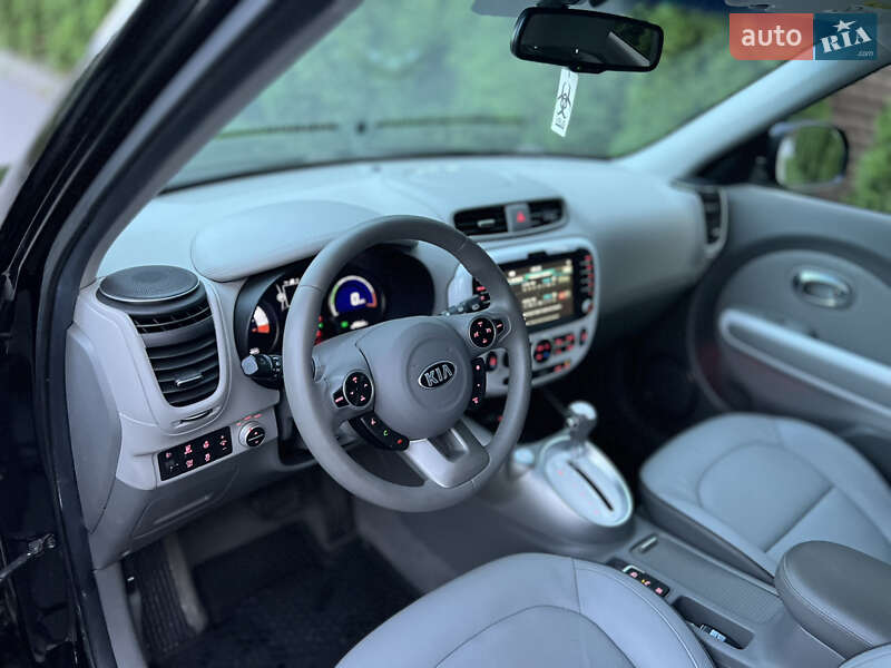 Позашляховик / Кросовер Kia Soul 2017 в Вінниці