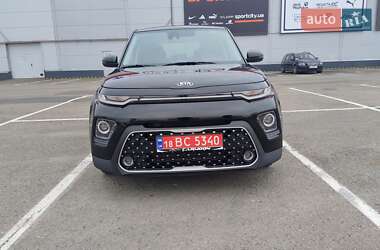 Внедорожник / Кроссовер Kia Soul 2021 в 