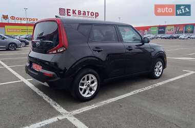 Внедорожник / Кроссовер Kia Soul 2021 в 