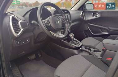 Внедорожник / Кроссовер Kia Soul 2021 в 