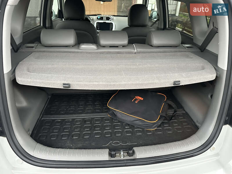 Внедорожник / Кроссовер Kia Soul 2015 в Звягеле