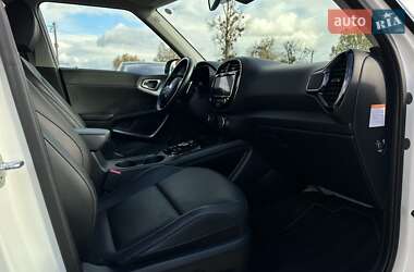 Внедорожник / Кроссовер Kia Soul 2020 в 