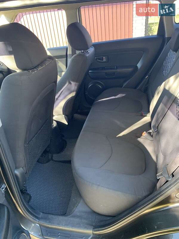 Позашляховик / Кросовер Kia Soul 2011 в Львові