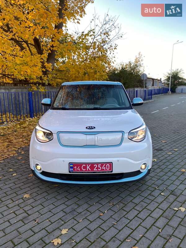 Внедорожник / Кроссовер Kia Soul 2015 в Тернополе