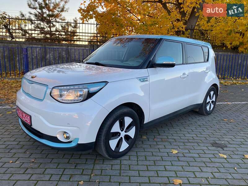 Внедорожник / Кроссовер Kia Soul 2015 в Тернополе