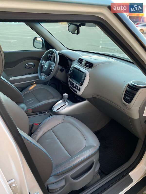 Внедорожник / Кроссовер Kia Soul 2015 в Тернополе