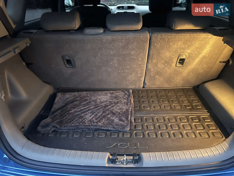 Внедорожник / Кроссовер Kia Soul 2015 в Днепре фото 22 Внедорожник / Кроссовер Kia Soul 2015 в Днепре