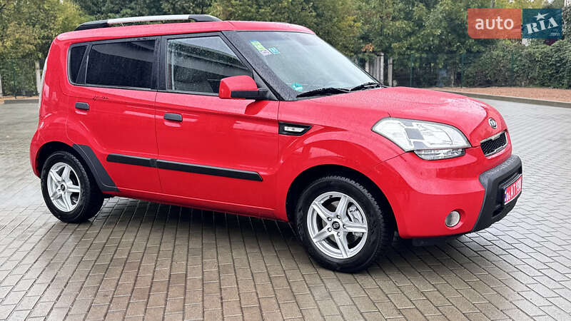 Позашляховик / Кросовер Kia Soul 2009 в Житомирі фото 8 Позашляховик / Кросовер Kia Soul 2009 в Житомирі