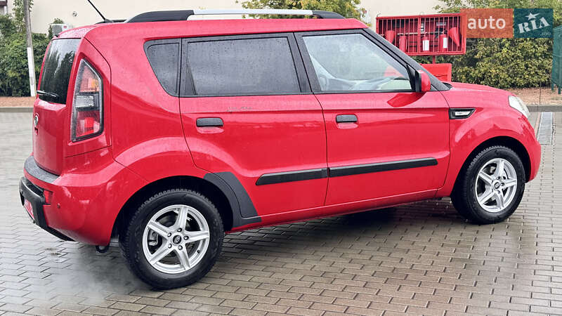 Позашляховик / Кросовер Kia Soul 2009 в Житомирі фото 15 Позашляховик / Кросовер Kia Soul 2009 в Житомирі