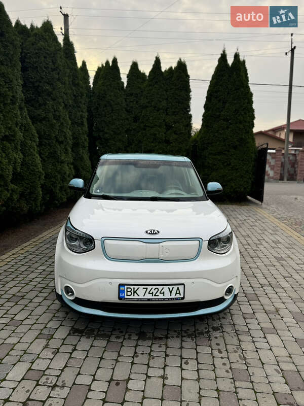 Внедорожник / Кроссовер Kia Soul 2016 в Ровно фото 4 Внедорожник / Кроссовер Kia Soul 2016 в Ровно