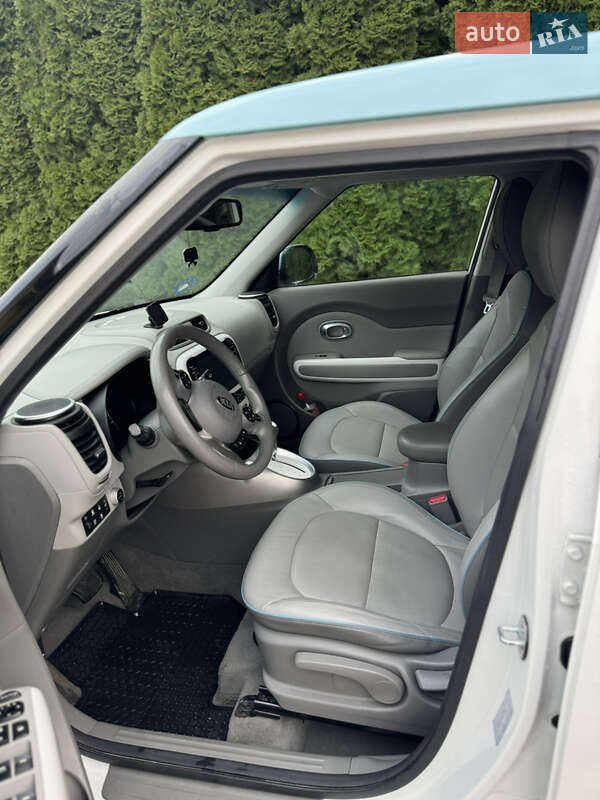 Внедорожник / Кроссовер Kia Soul 2016 в Ровно фото 19 Внедорожник / Кроссовер Kia Soul 2016 в Ровно