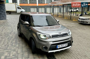 Внедорожник / Кроссовер Kia Soul 2017 в 
