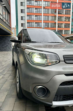 Внедорожник / Кроссовер Kia Soul 2017 в 