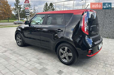 Внедорожник / Кроссовер Kia Soul 2018 в 