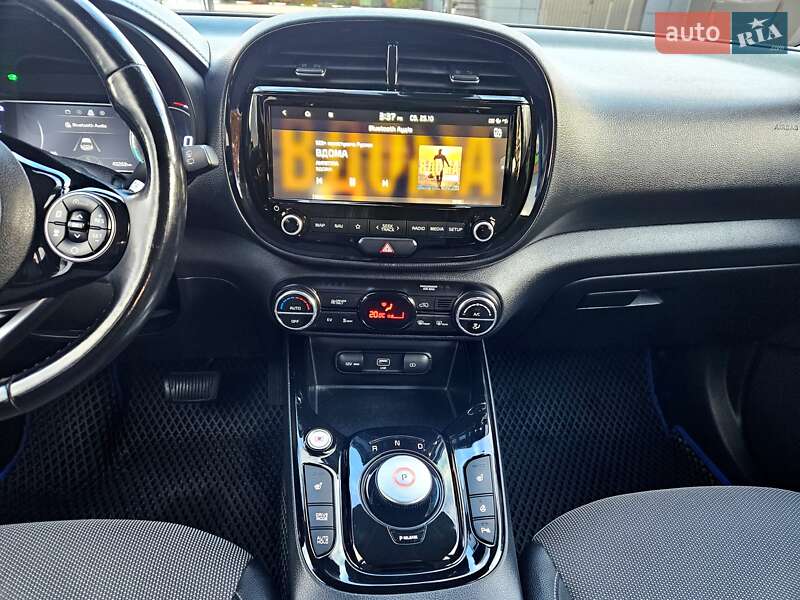 Внедорожник / Кроссовер Kia Soul 2021 в Подволочиске