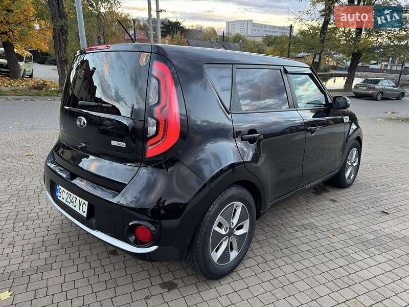 Внедорожник / Кроссовер Kia Soul 2017 в Винниках фото Внедорожник / Кроссовер Kia Soul 2017 в Винниках