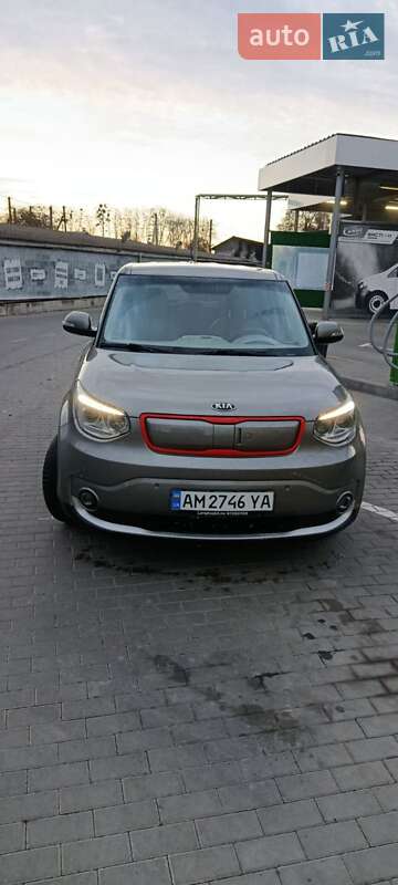 Внедорожник / Кроссовер Kia Soul 2015 в Виннице фото Внедорожник / Кроссовер Kia Soul 2015 в Виннице