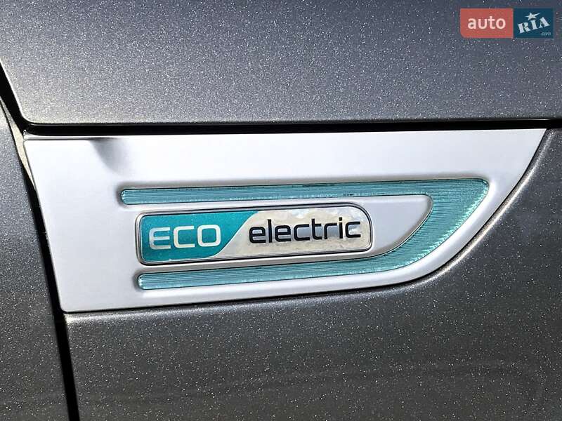 Позашляховик / Кросовер Kia Soul 2015 в Києві