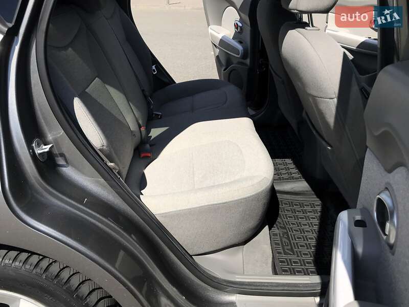 Позашляховик / Кросовер Kia Soul 2015 в Києві