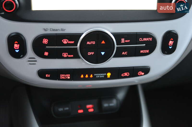 Внедорожник / Кроссовер Kia Soul 2016 в Луцке