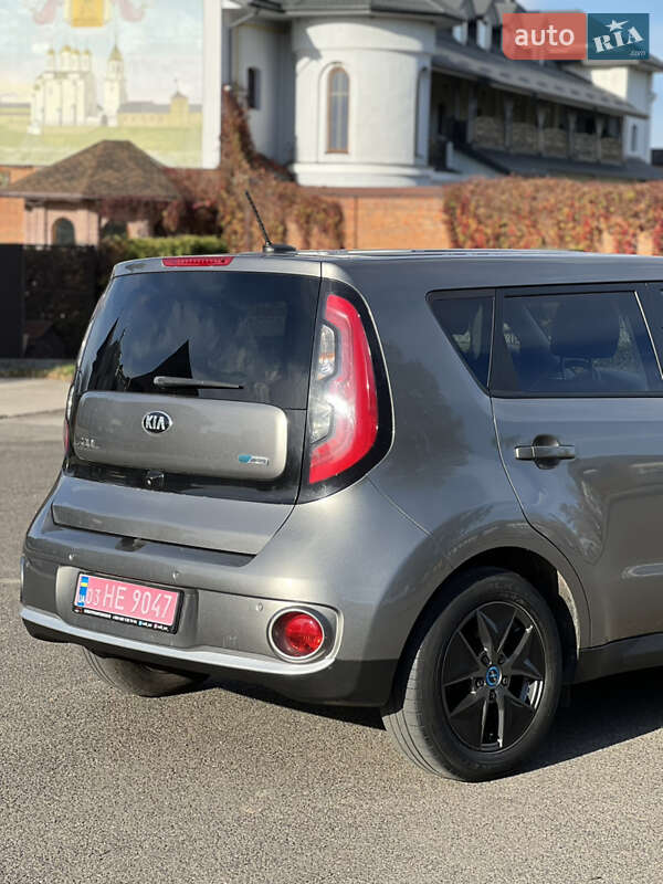 Внедорожник / Кроссовер Kia Soul 2016 в Владимире фото 20 Внедорожник / Кроссовер Kia Soul 2016 в Владимире