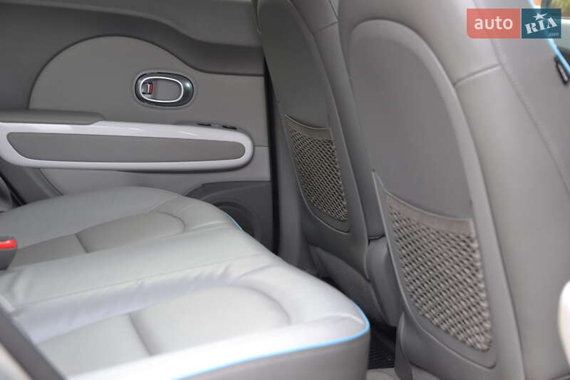 Внедорожник / Кроссовер Kia Soul 2016 в Луцке фото 19 Внедорожник / Кроссовер Kia Soul 2016 в Луцке